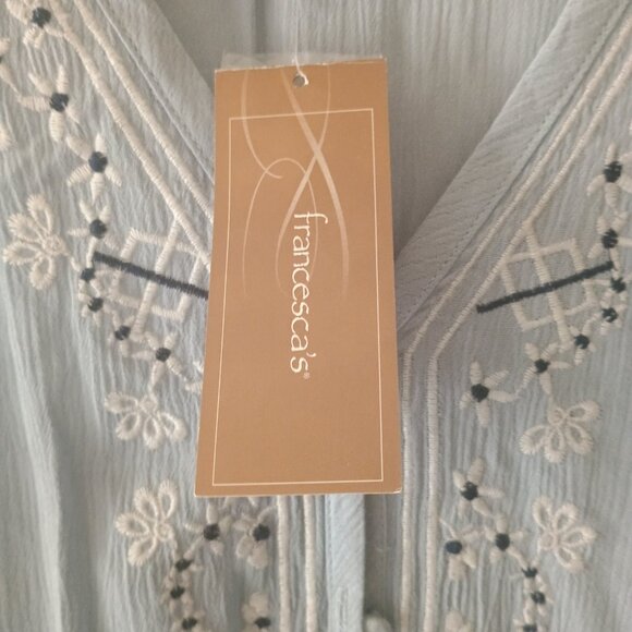 NWT Francesca's Collection Buttons Embroidered Sleeveless Romper Size Med - Picture 4 of 6